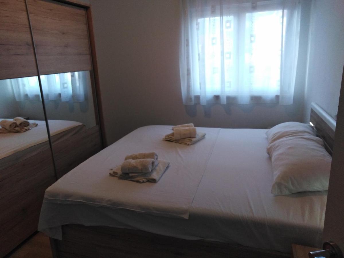 Apartman Visic 1692 Kaštela Exterior foto